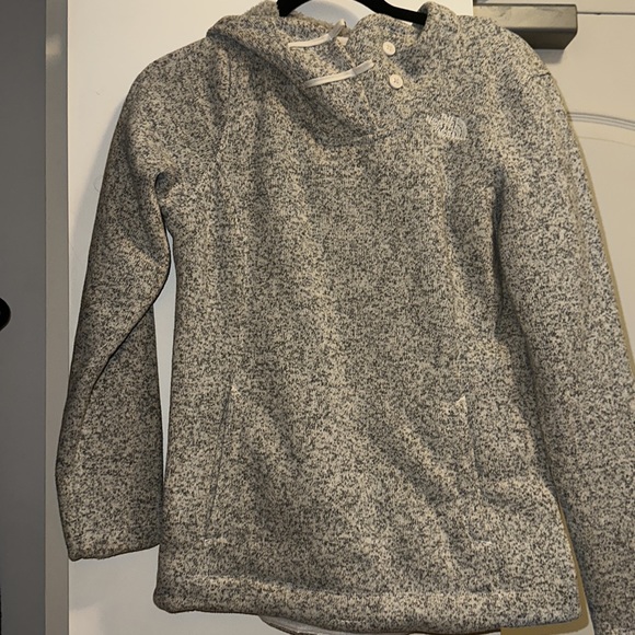 North face fleece hoodie - Picture 2 of 6